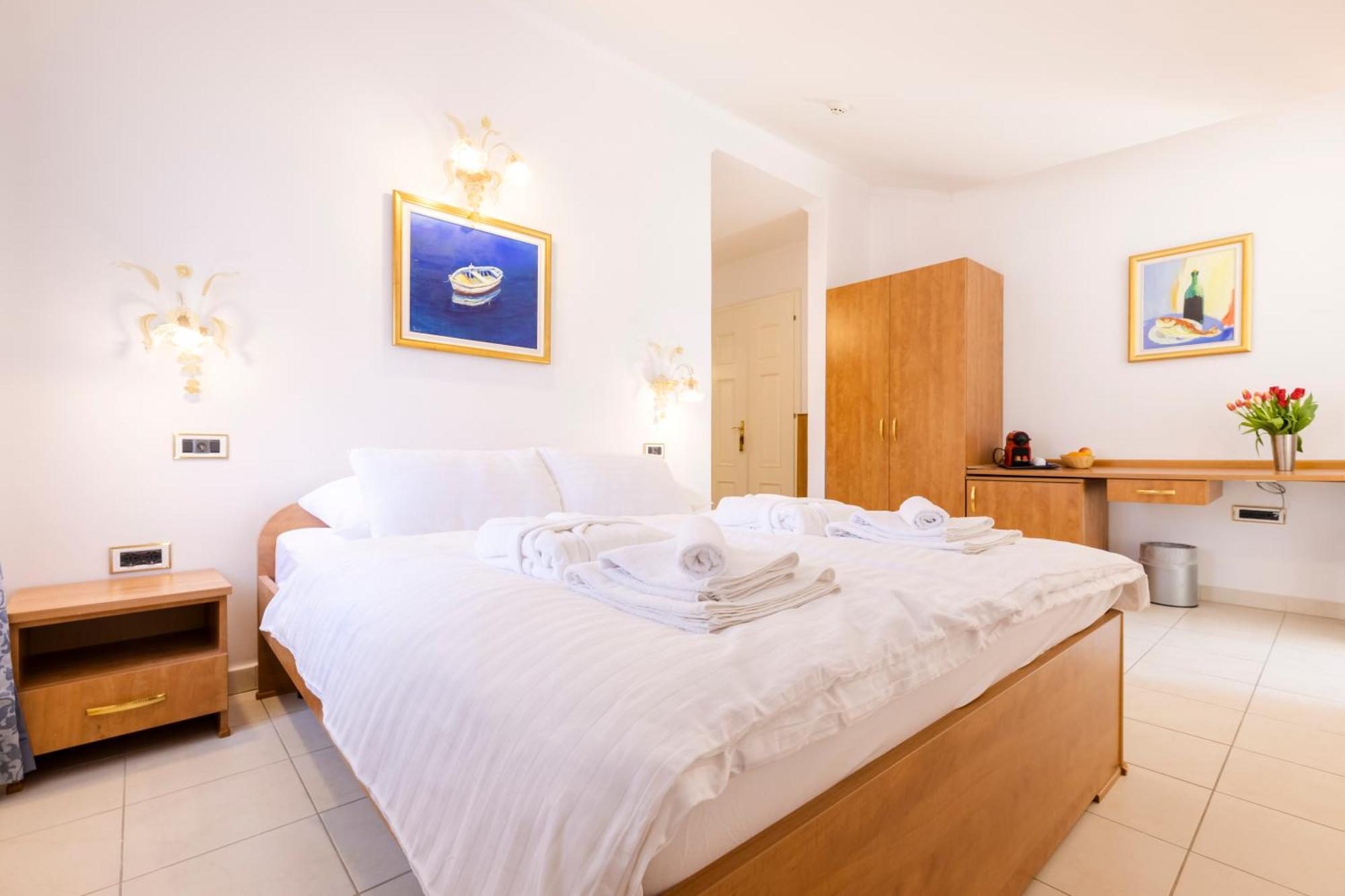 Villa Cassia Mali Losinj Exterior photo
